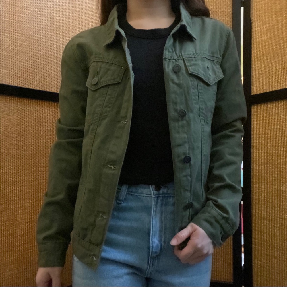 💚BRANDY MELVILLE JACKET💚